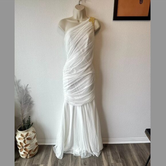 Tadashi Shoji NWT Sz 12 Ivory One Shoulder Ruched Mermaid Gown Lace Formal Bride - Picture 2 of 15